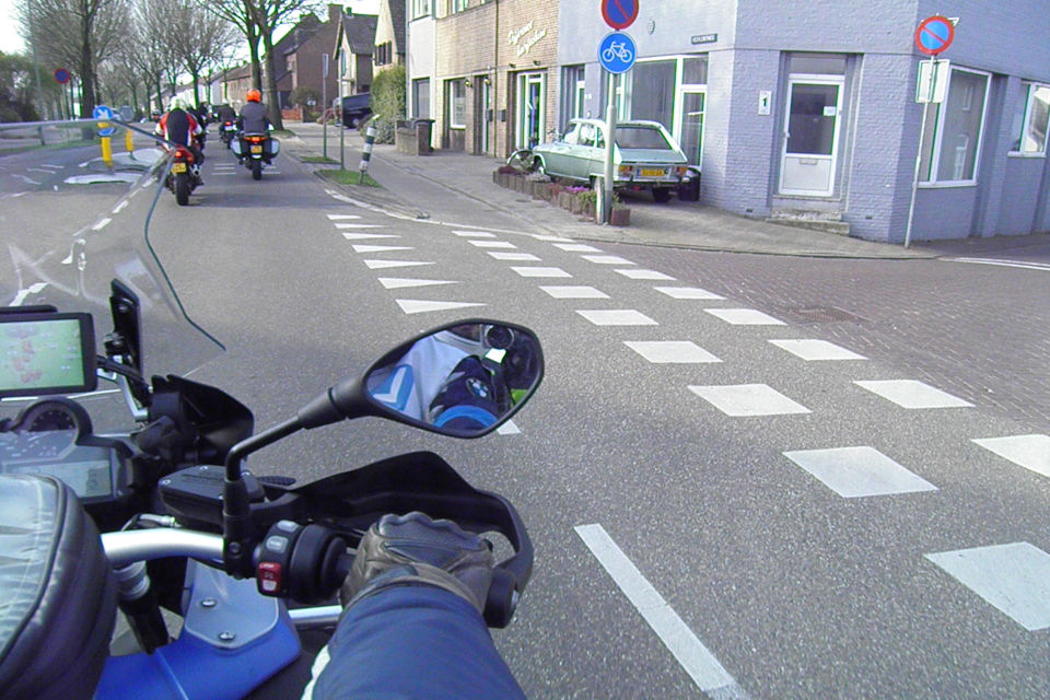 Motorrijbewijspoint Hillegom theorie cursus online